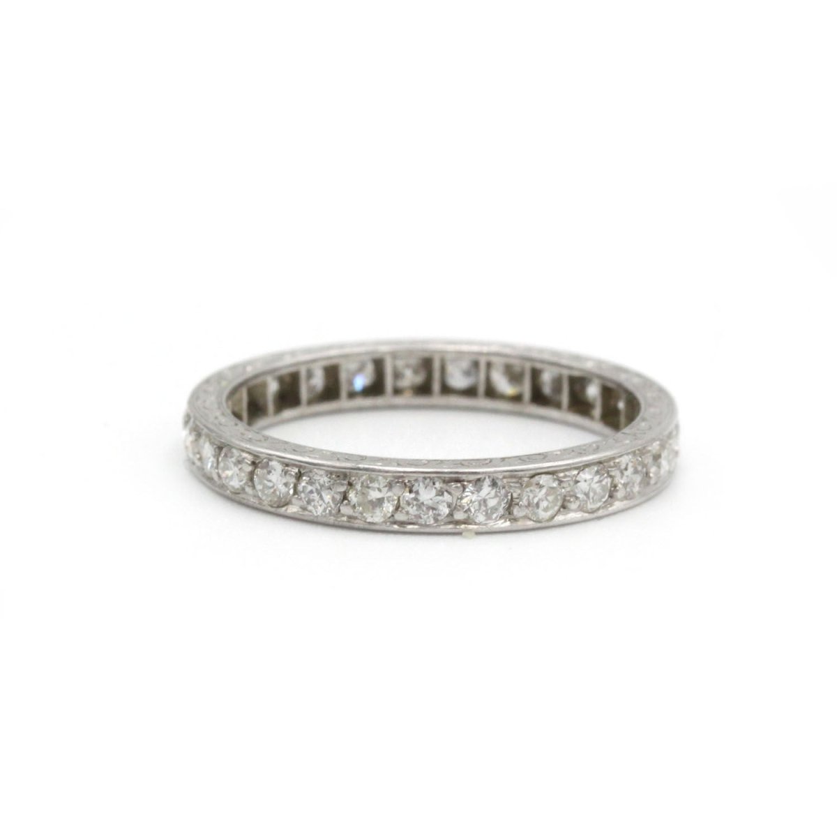 Bague Alliance en platine et diamants - Castafiore