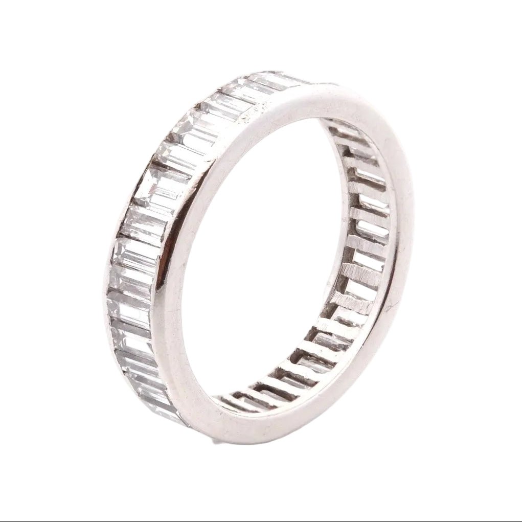 Bague Alliance en platine et diamants - Castafiore