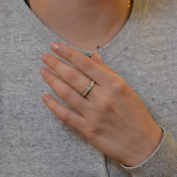 Bague Alliance en platine et diamants - Castafiore