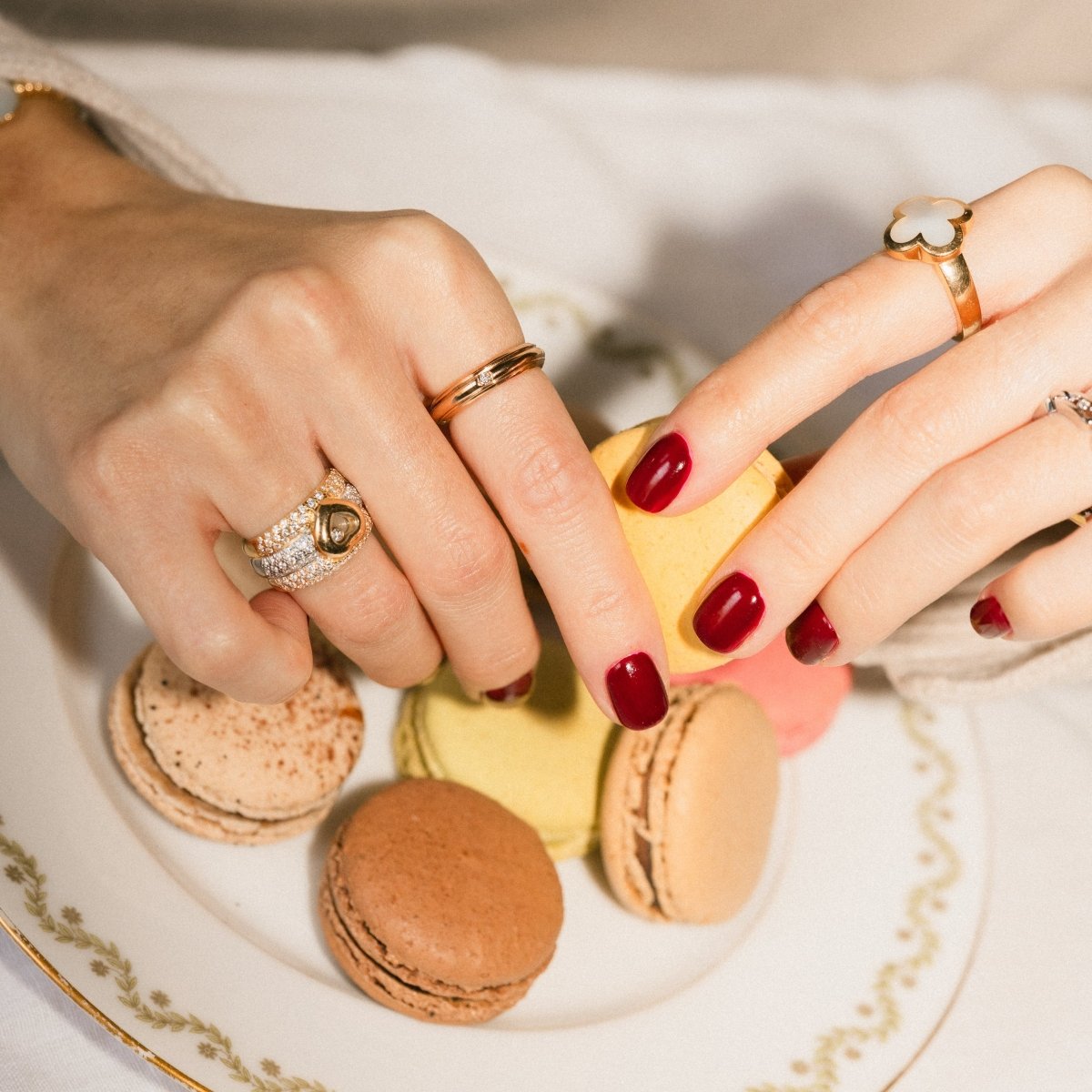 Bague Alliance PIAGET "Possession" en or rose et diamant - Castafiore