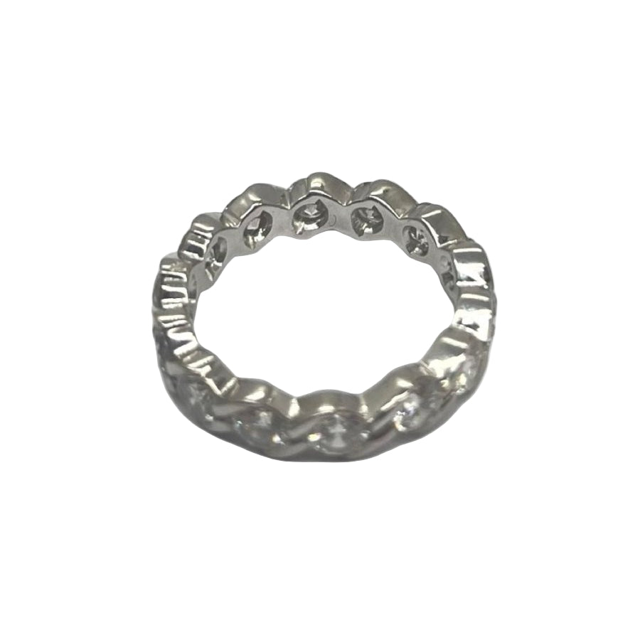 Bague Alliance tour complet en or blanc et diamants - Castafiore