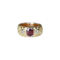 Bague ANCIENNE Bandeau en or jaune rubis et diamants - Castafiore