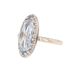Bague ancienne en or blanc et aigue - marine - Castafiore