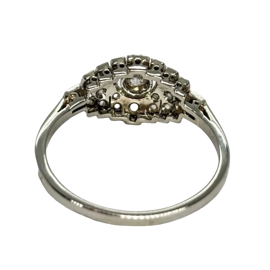 Bague ANCIENNE en or blanc et diamants - Castafiore