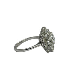 Bague ancienne en or blanc et diamants - Castafiore
