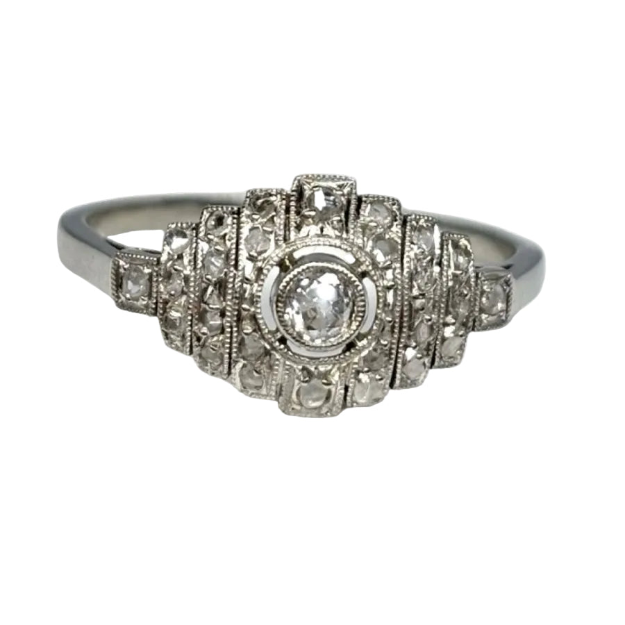 Bague ANCIENNE en or blanc et diamants - Castafiore