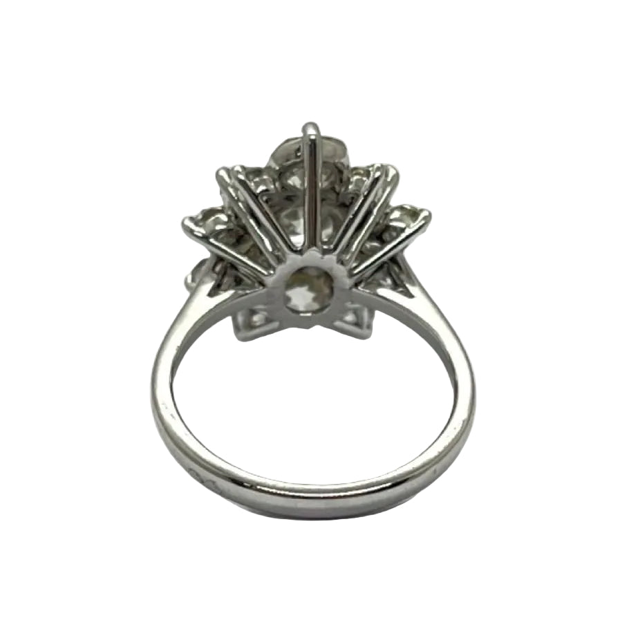 Bague ancienne en or blanc et diamants - Castafiore