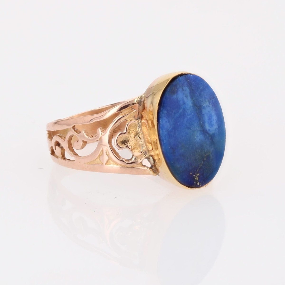 Bague ANCIENNE en or rose et lapis - lazuli - Castafiore