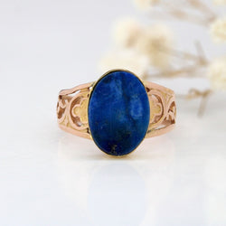 Bague ANCIENNE en or rose et lapis - lazuli - Castafiore