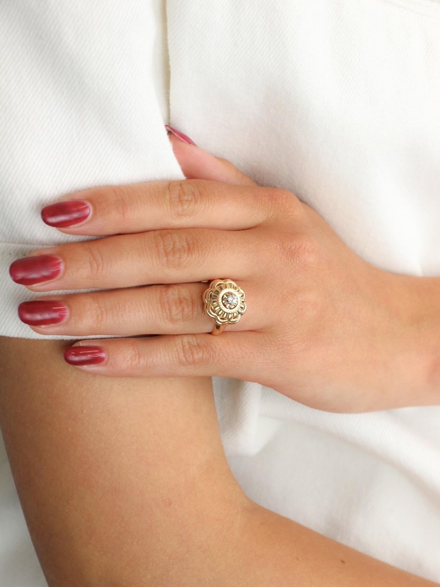 Bague ancienne fleur or jaune pierre blanche - Castafiore