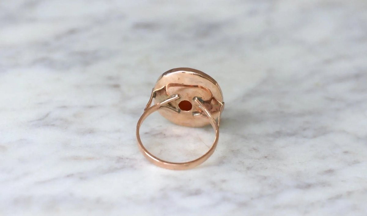 Bague Ancienne Intaille Cornaline sur Or Rose - Castafiore