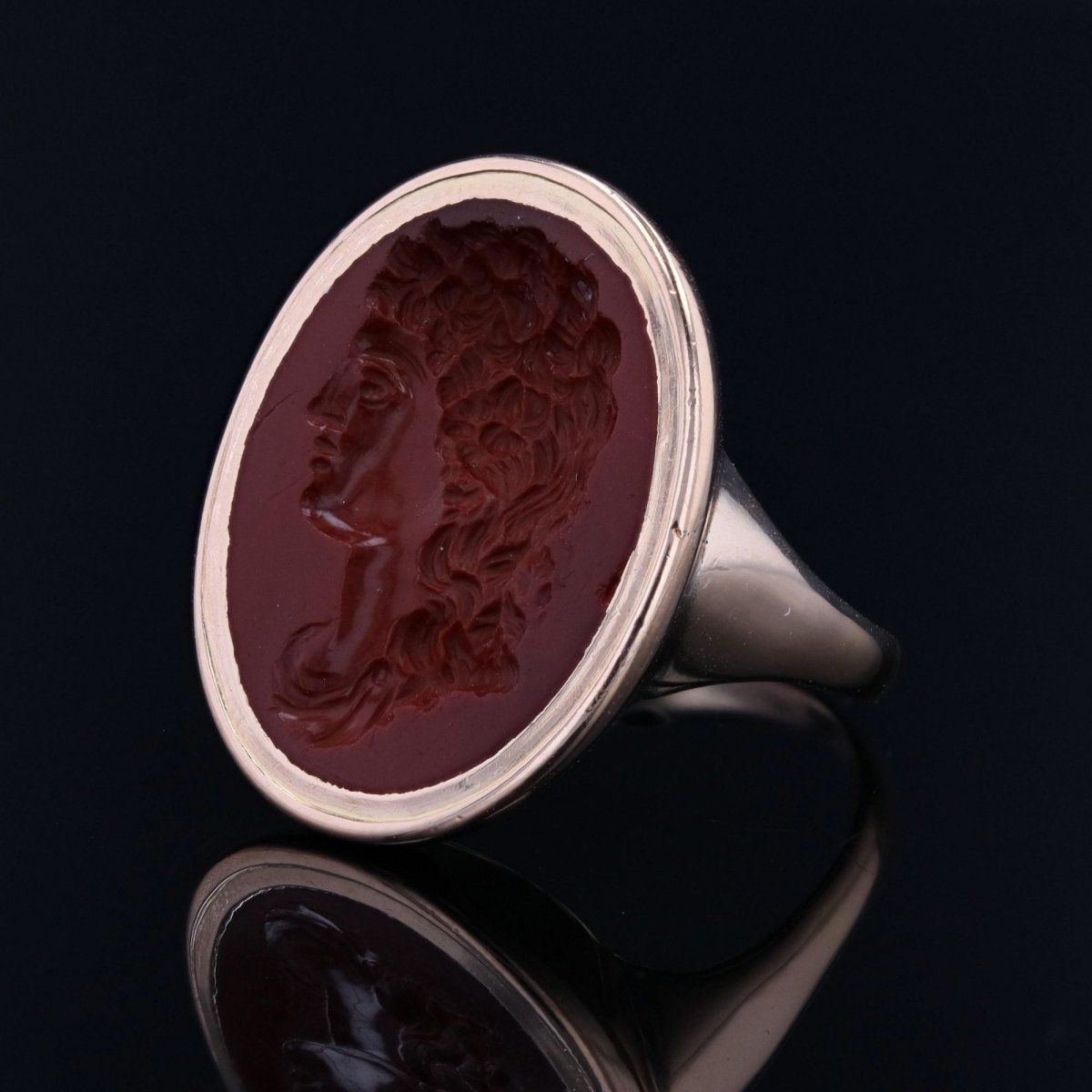 Ring old intaglio on red jasper