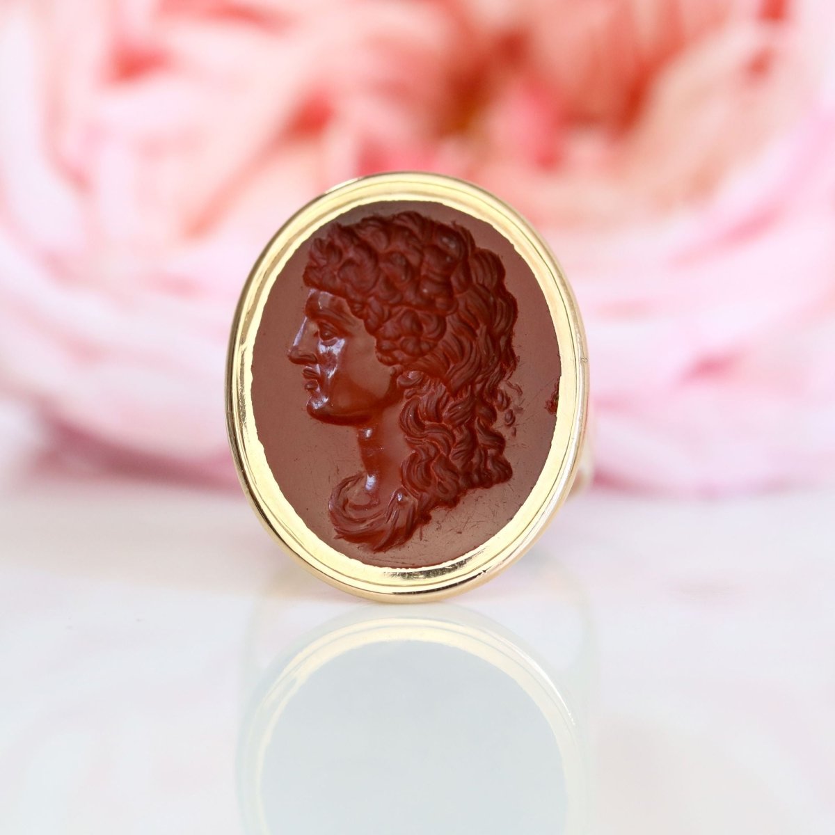 Ring old intaglio on red jasper