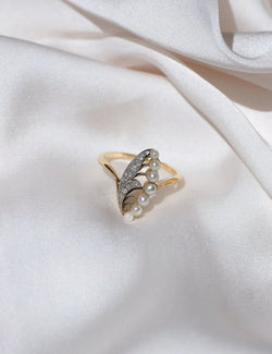 Bague Ancienne Muguet Perles et Diamants - Castafiore