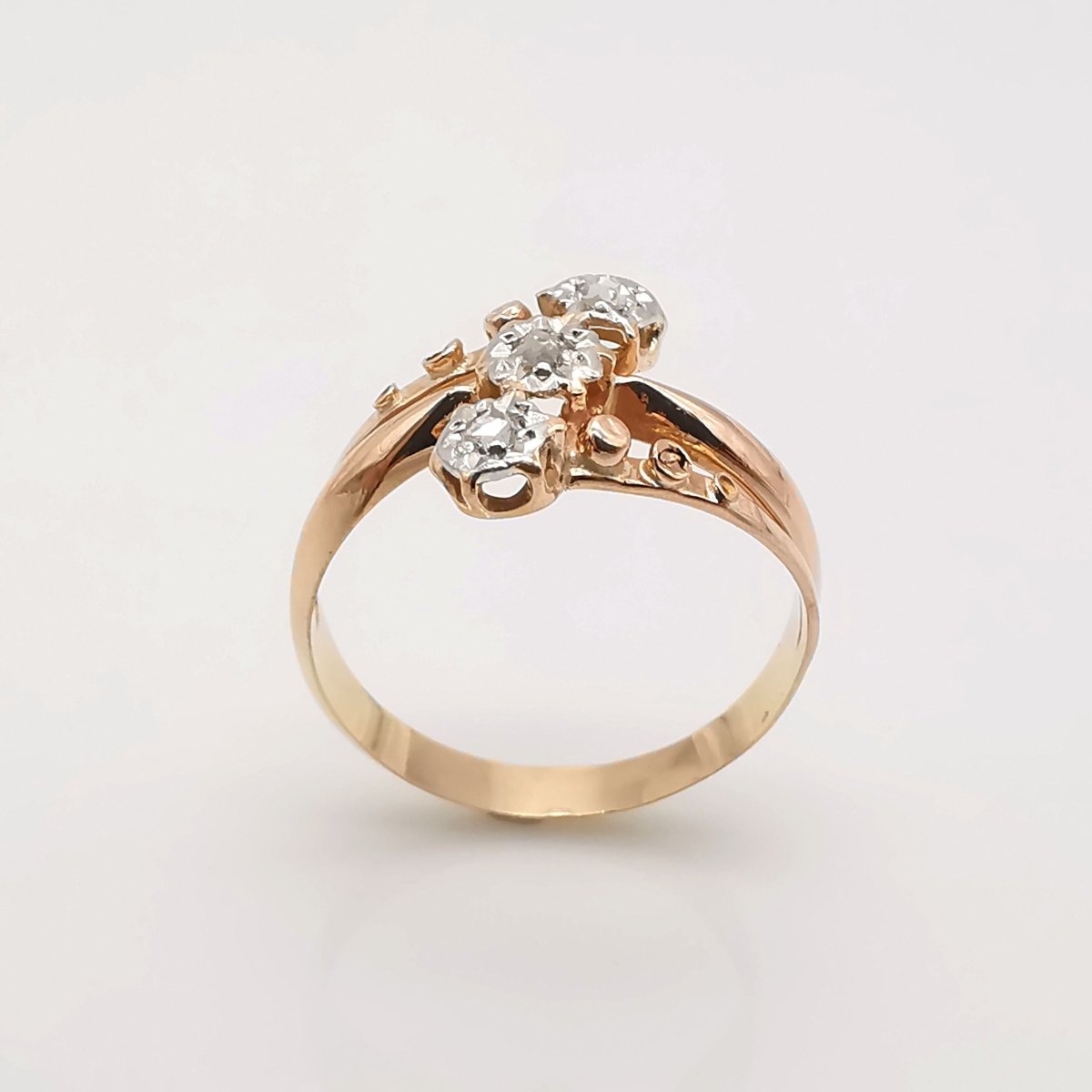 Bague ancienne or rose & diamants - Castafiore