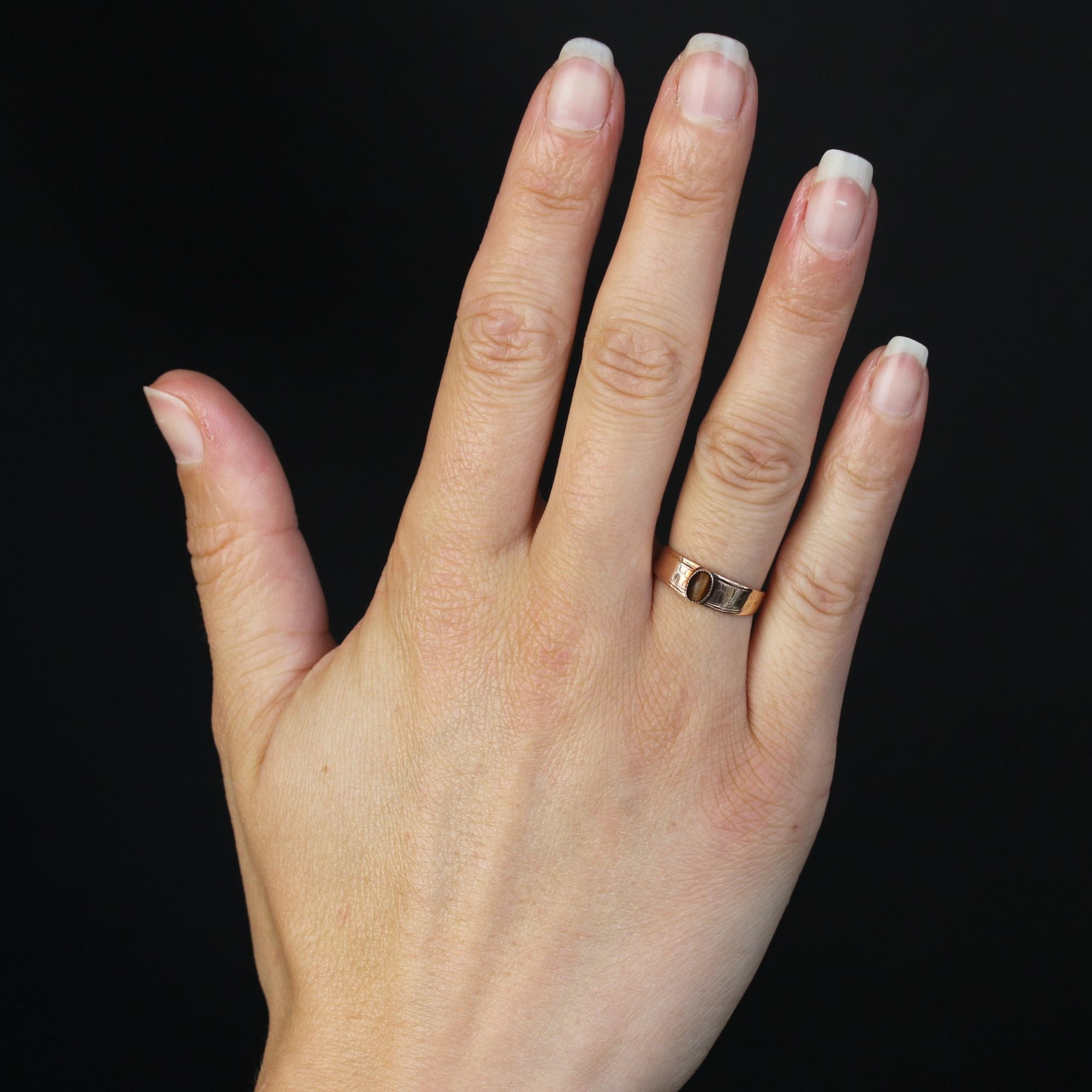 Ring former rose gold he of the tiger