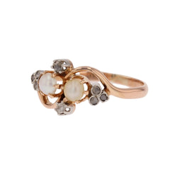 Ring antique fine pearls and diamonds