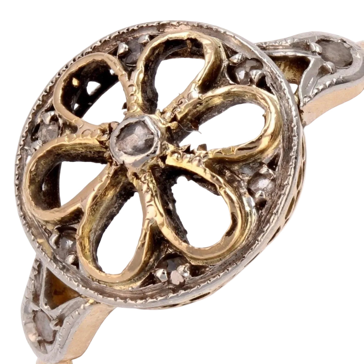 Bague ancienne rosace diamants taillés en rose - Castafiore