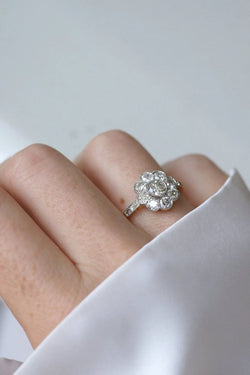 Bague Ancienne Russie Marguerite Diamants - Castafiore