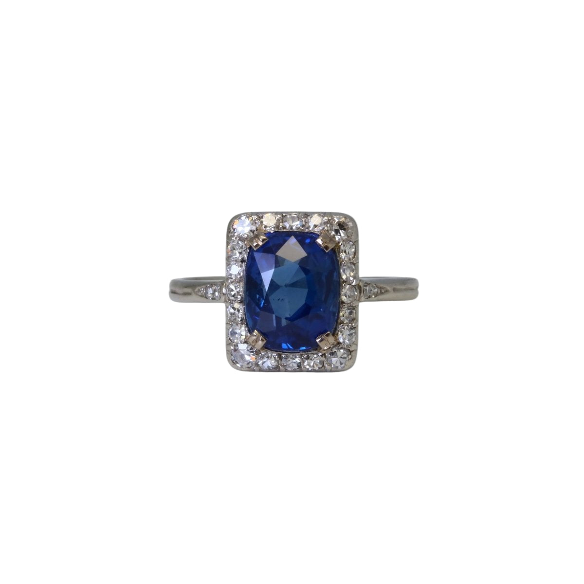 Bague ANCIENNE Saphir naturel en or et platine - Castafiore