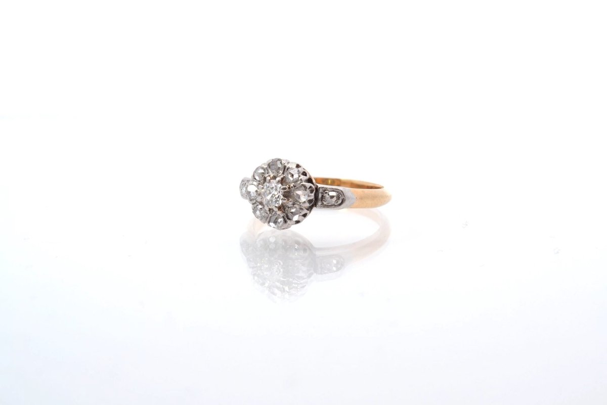 Bague ancienne sertie de diamants - Castafiore