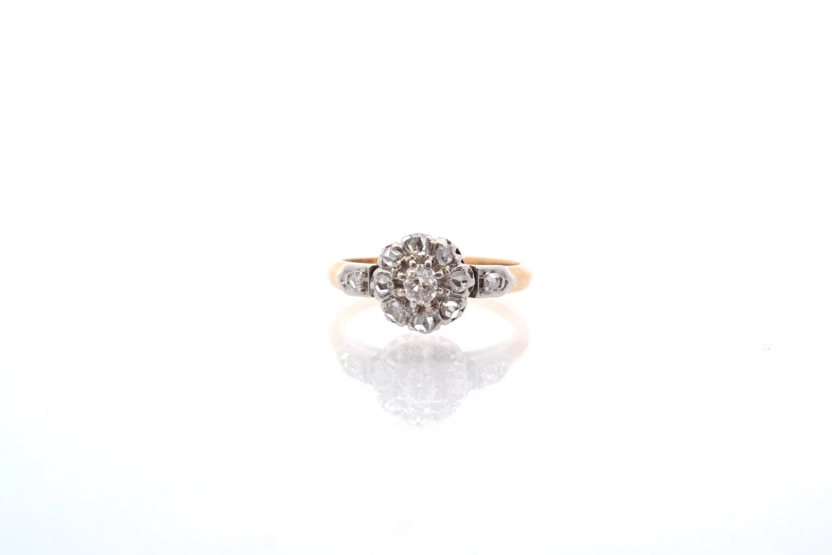 Bague ancienne sertie de diamants - Castafiore