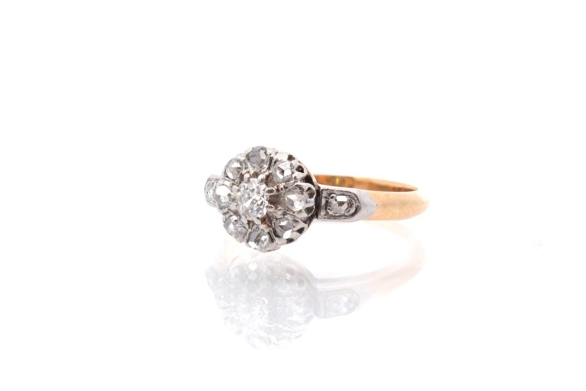 Bague ancienne sertie de diamants - Castafiore