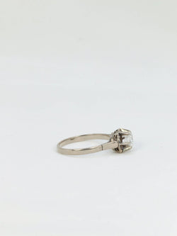 Bague ancienne solitaire en or blanc et diamant - Castafiore