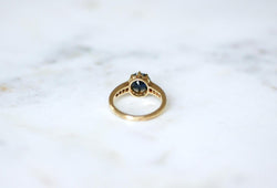 Bague Ancienne Solitaire Saphir 1,50 Cts et Diamants - Castafiore