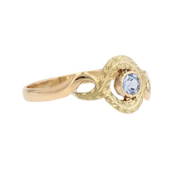 Bague ANCIENNE Tourbillon en or jaune et saphir - Castafiore