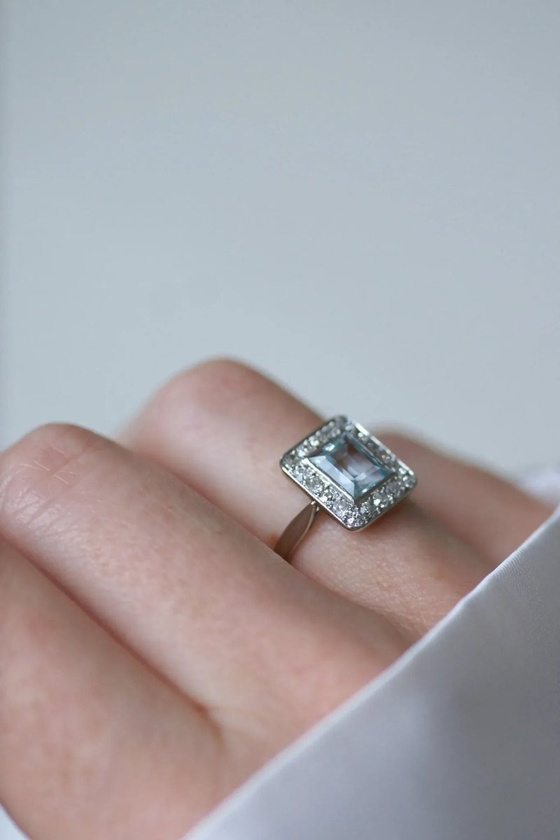 Bague Art Déco Aigue-Marine et Diamants - Castafiore
