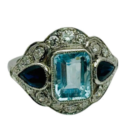 Bague ART DECO Anillo en platine avec aigue - marine, saphirs et diamants - Castafiore