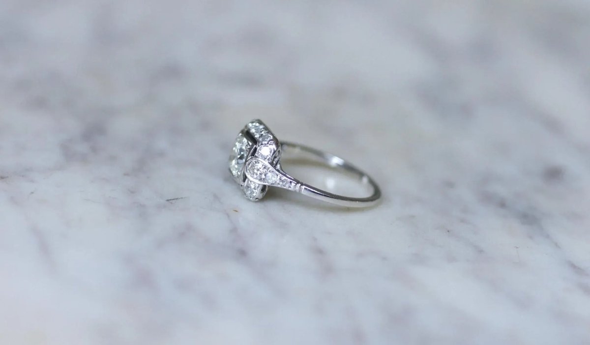 Bague Art Deco Carrée Diamants 1,45 Cts - Castafiore