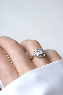 Bague Art Deco Carrée Diamants 1,45 Cts - Castafiore