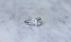 Bague Art Deco Carrée Diamants 1,45 Cts - Castafiore