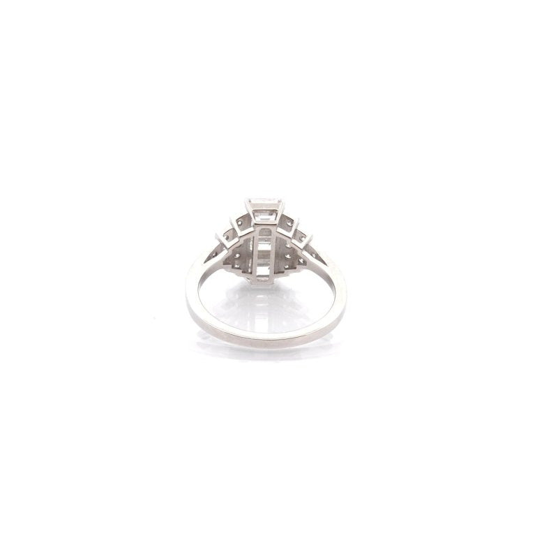 Bague art déco diamants de taille émeraude - Castafiore