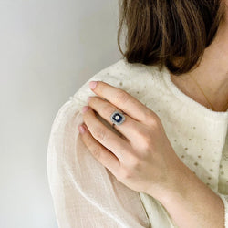 Bague Art Déco diamants et saphirs en or - Castafiore