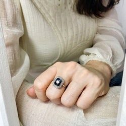 Bague Art Déco diamants et saphirs en or - Castafiore