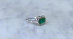 Bague Art déco Emeraude Colombienne 1.70 Cts et diamants - Castafiore
