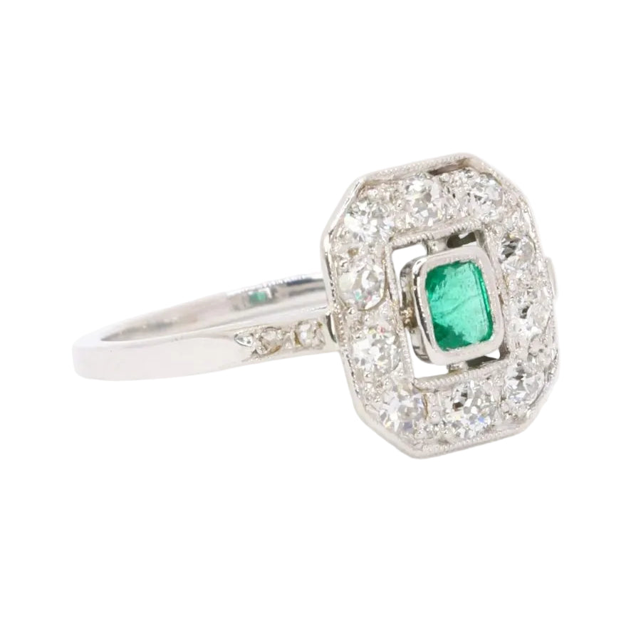 Bague Art Deco émeraude diamants taille ancienne - Castafiore
