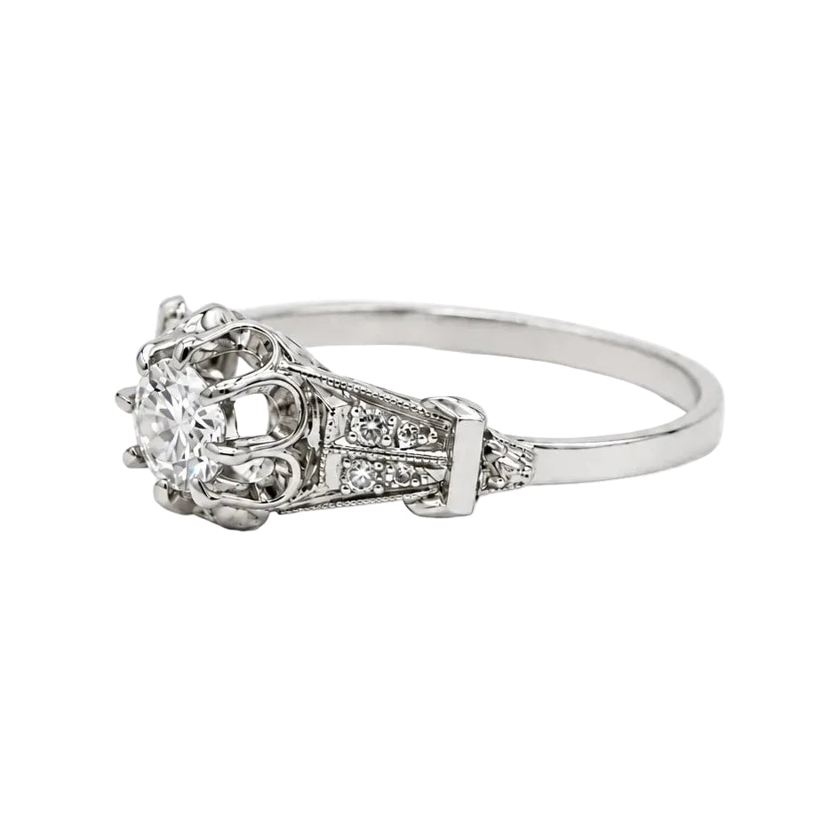 Bague Art Déco en or blanc et diamants - Castafiore