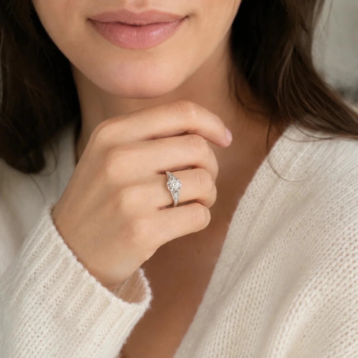 Bague Art Déco en or blanc et diamants - Castafiore