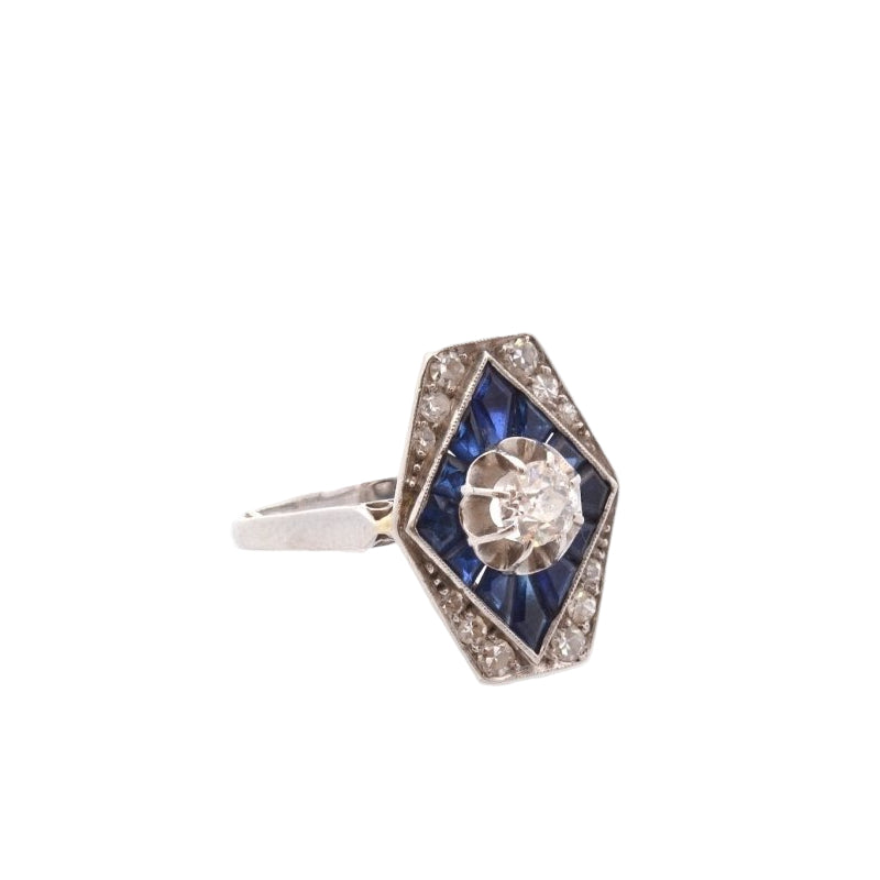 Bague Art déco en or blanc et diamants saphirs - Castafiore