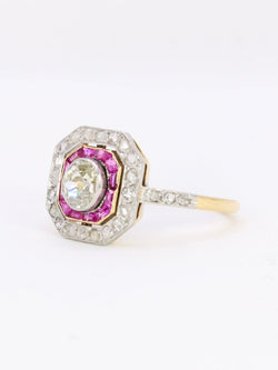 Bague Art - Déco en or, diamants et rubis calibrés - Castafiore