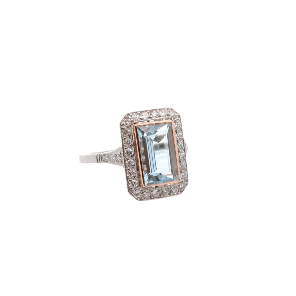 Bague Art déco en or, platine, aigue - marine et diamants - Castafiore