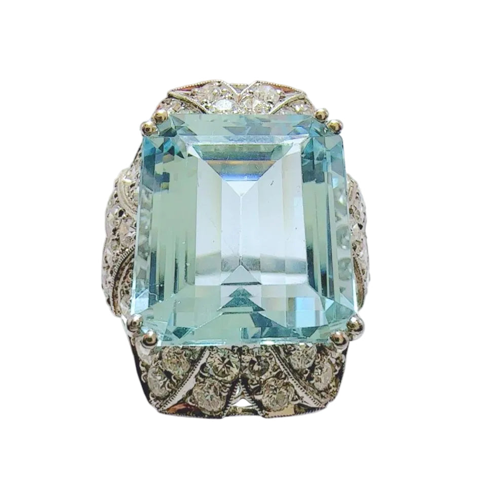 Bague art déco en platine et aigue - marine - Castafiore