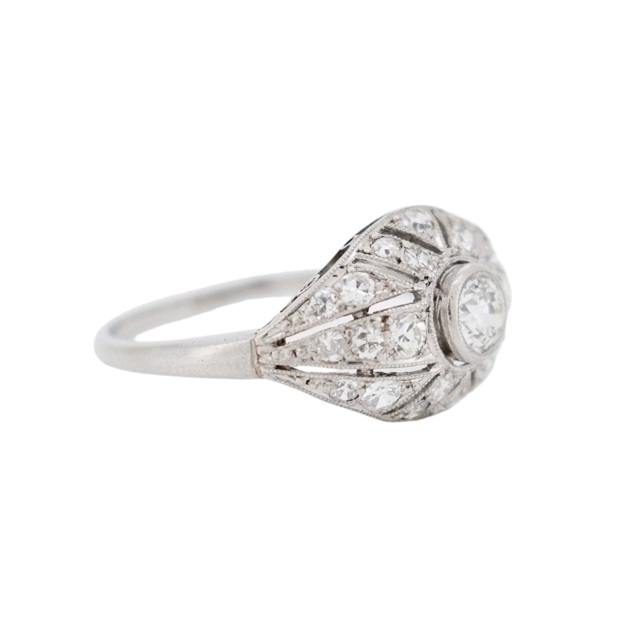 Bague Art Deco en platine et diamant - Castafiore