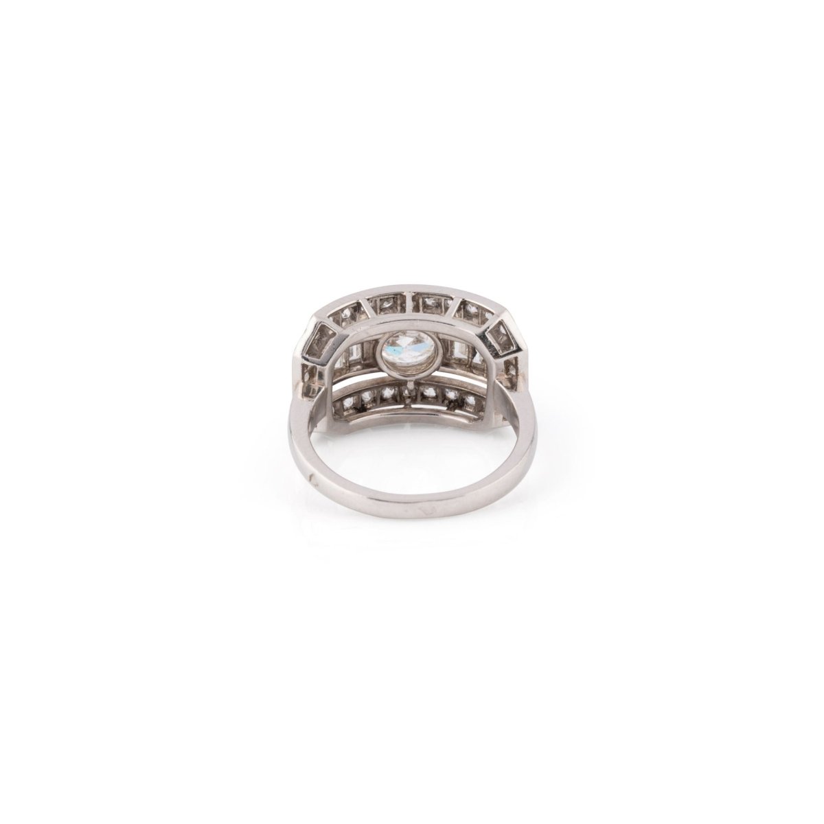 Bague Art Déco en platine et diamants - Castafiore