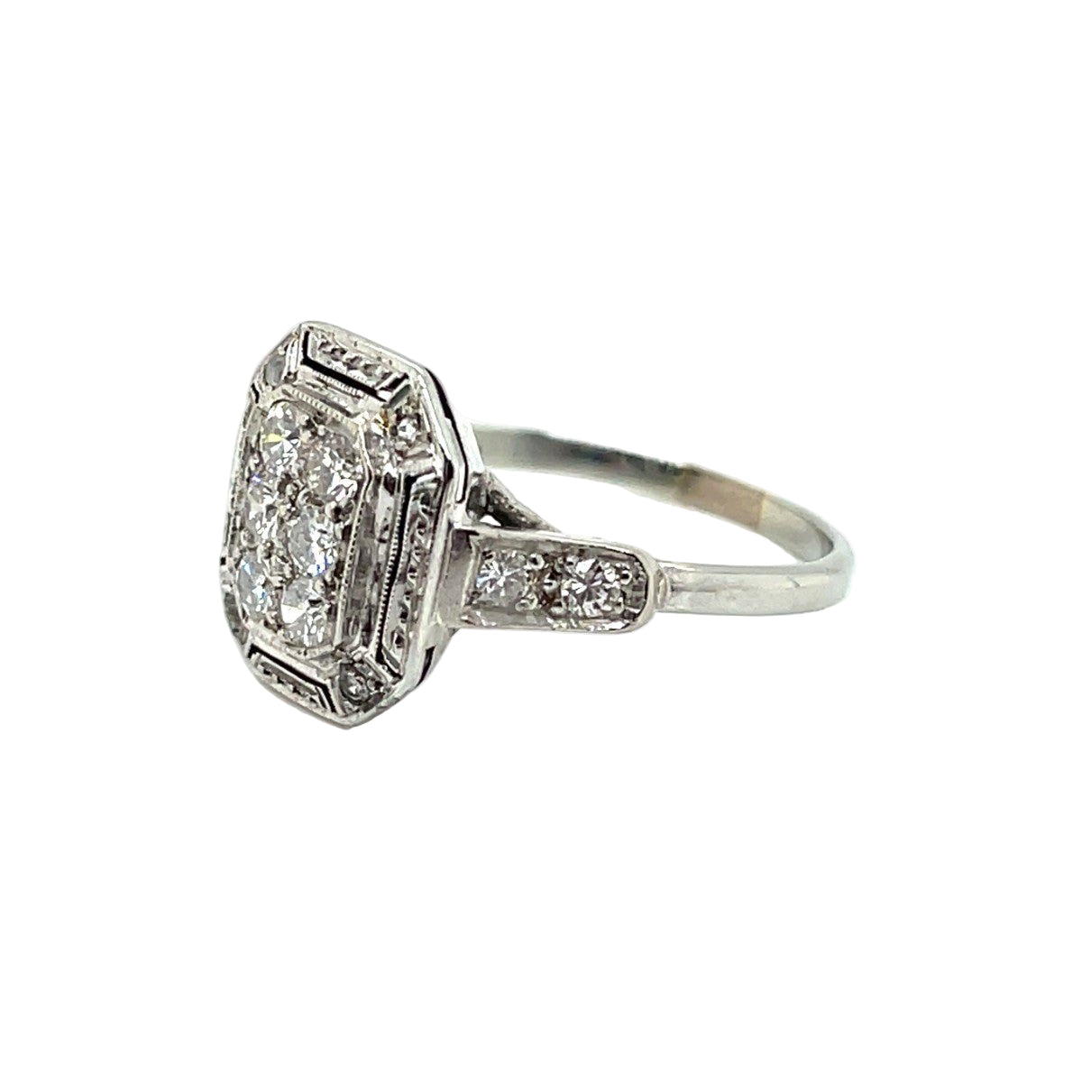 Bague ART DÉCO en platine et diamants - Castafiore