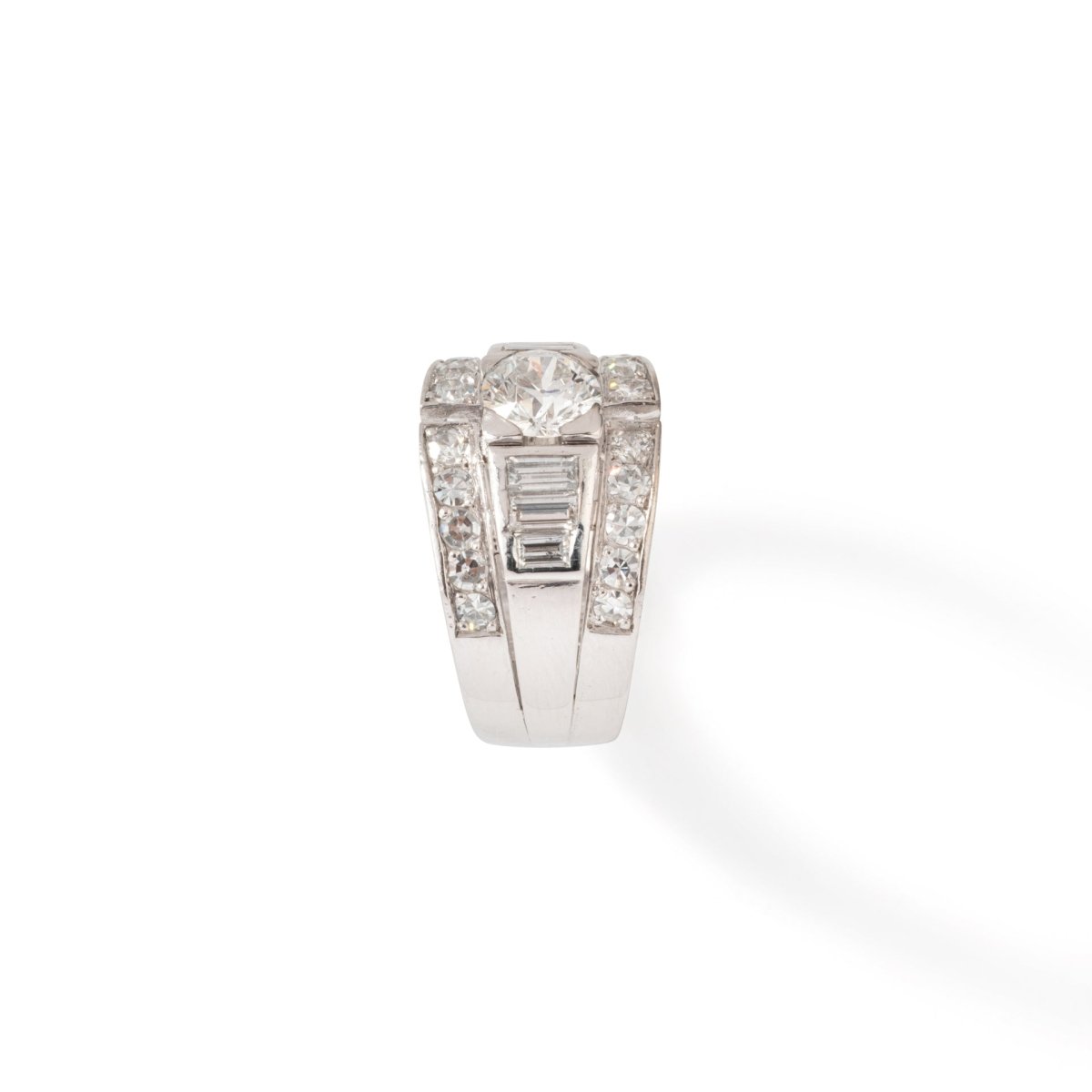 Bague Art déco en platine et diamants - Castafiore